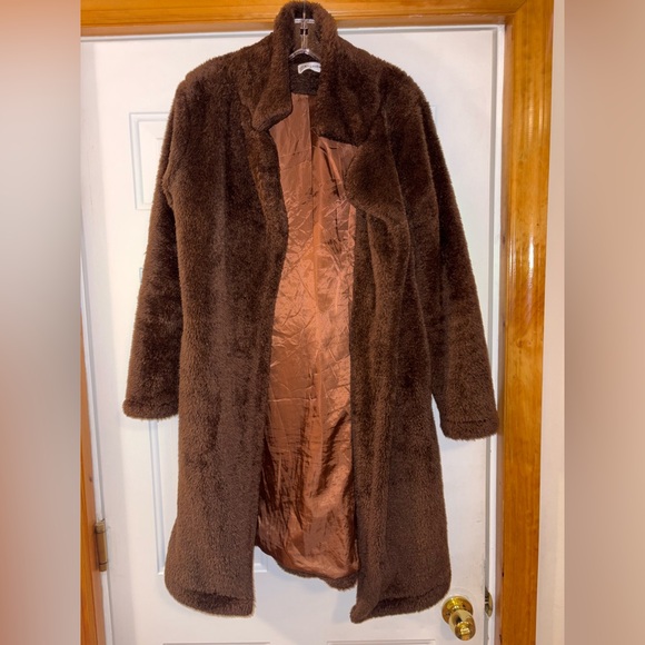 Angashion Women's Brown Fuzzy Fleece Lapel Open Front Long Coat Faux Fur - Picture 9 of 9